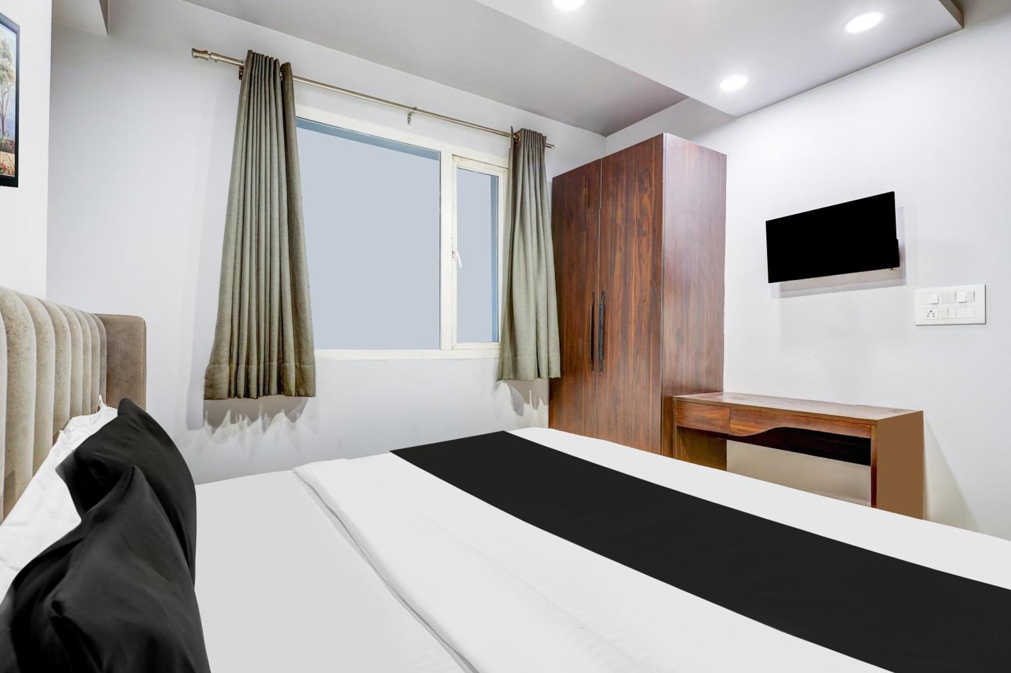 Hotel Super Collection O Shalimar Bagh Delhi Zewnętrze zdjęcie